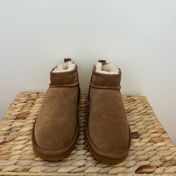 NEW Quince Boot Size 8 - Picture 2 of 7